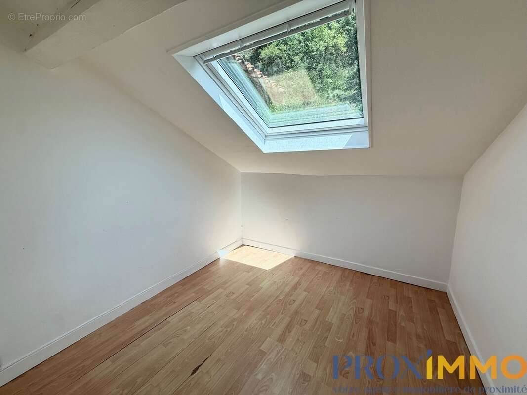 Appartement à LA BUISSE
