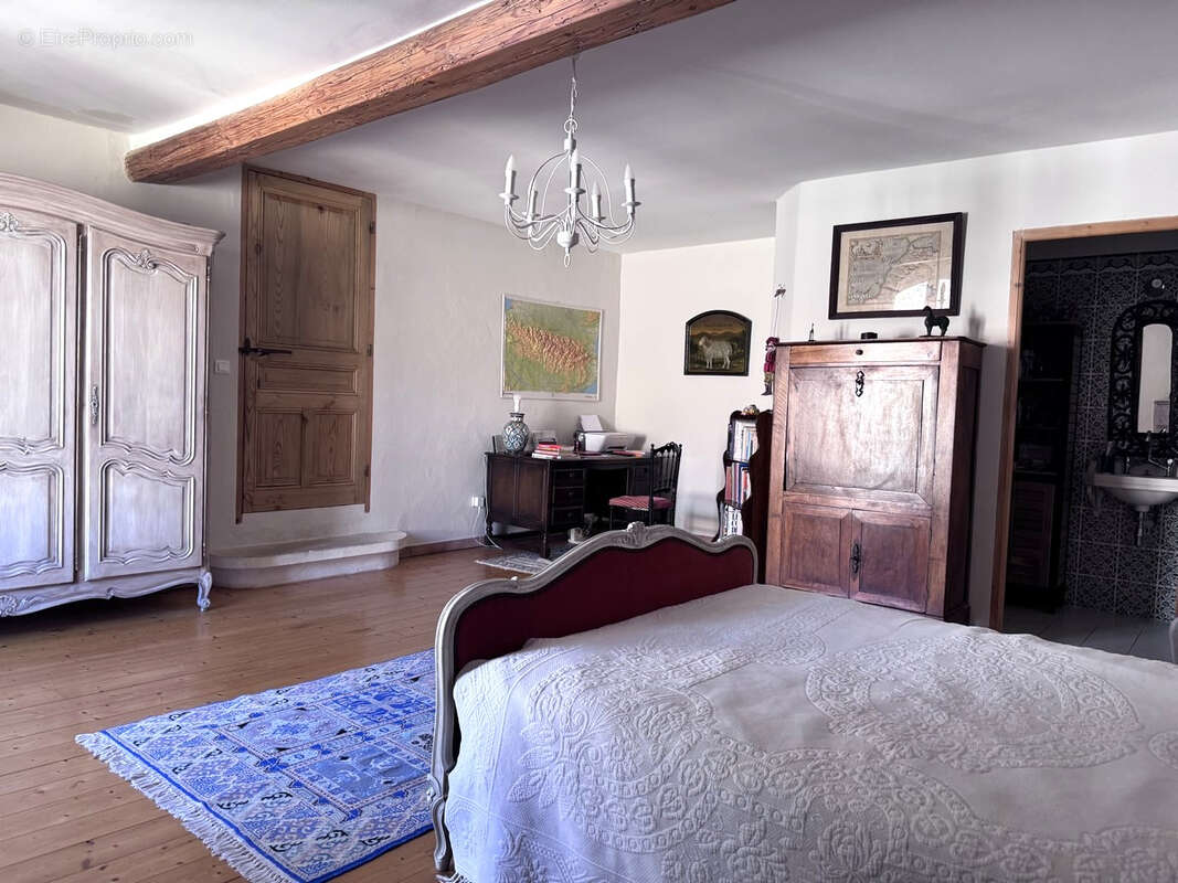 Maison à ROCHEFORT-DU-GARD