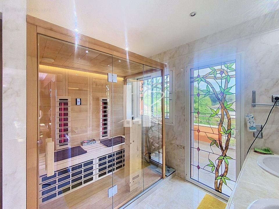 Maison à FREJUS