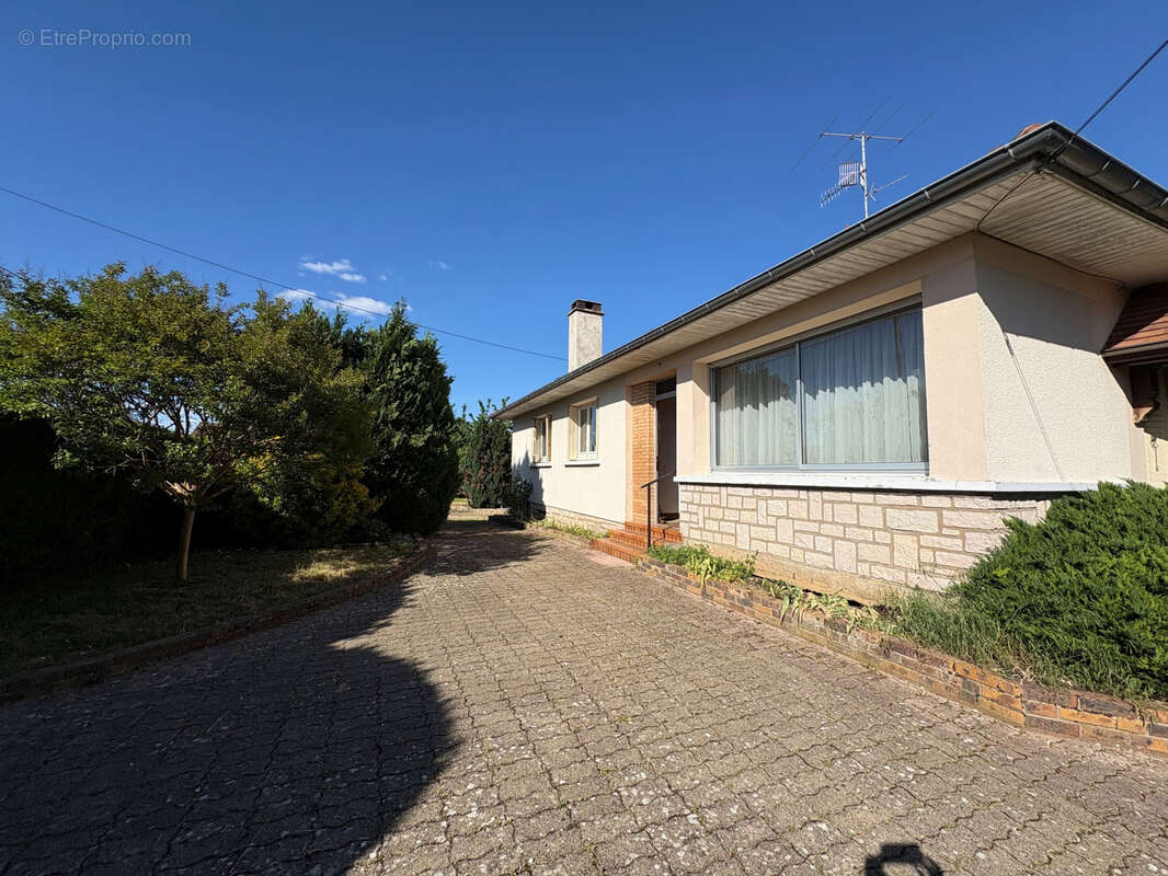 Maison à MARSANNAY-LA-COTE