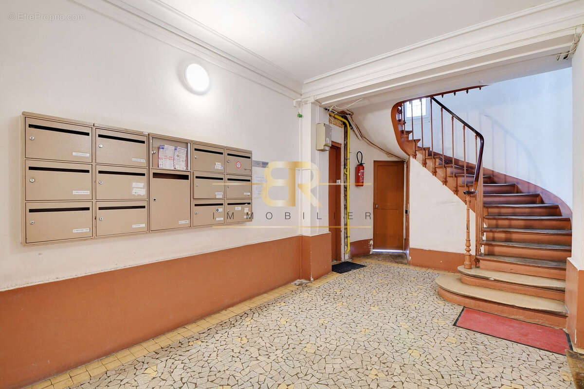 Appartement à PARIS-19E