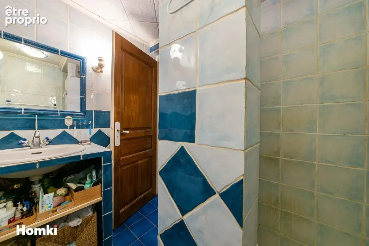 Appartement T3 de 70 m² à Aix-en-Provence 13100, Avenue Henri Pontier - photo 8