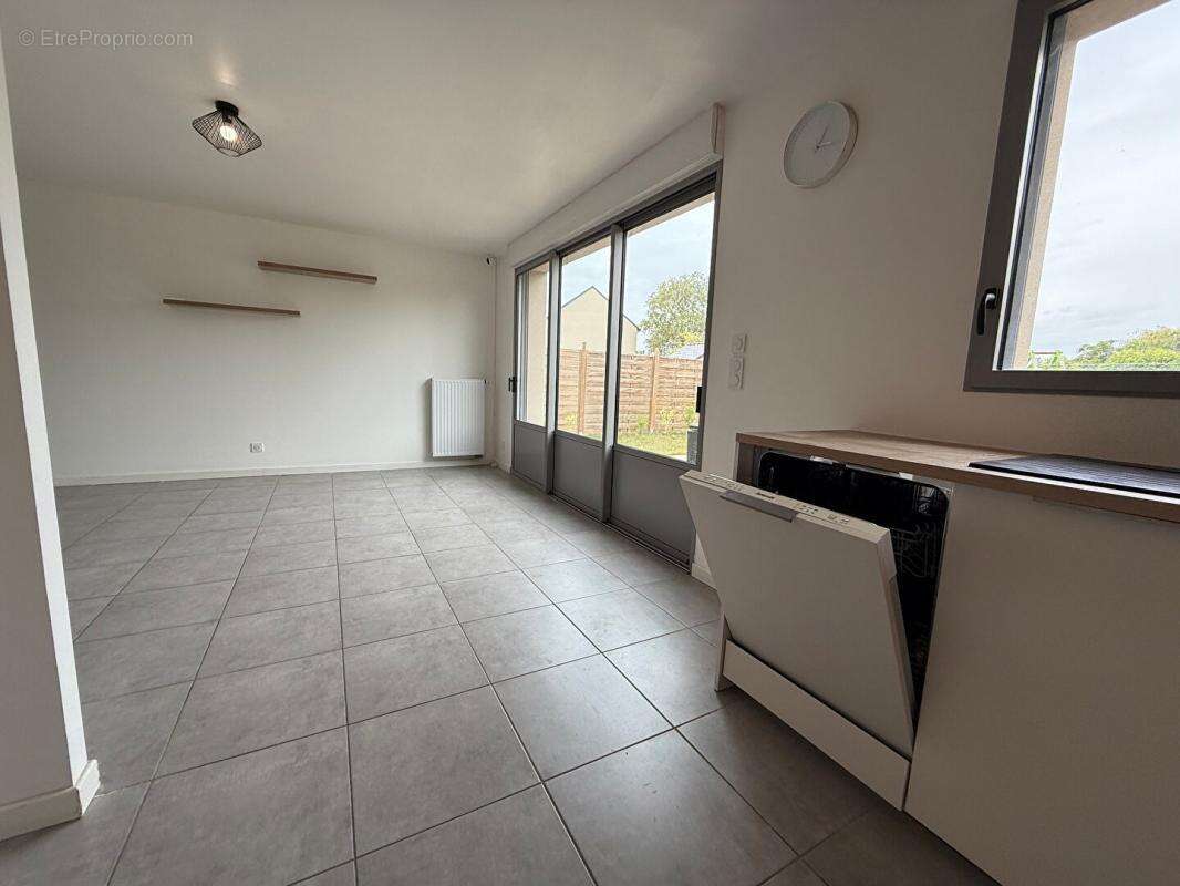 Maison à SEICHES-SUR-LE-LOIR