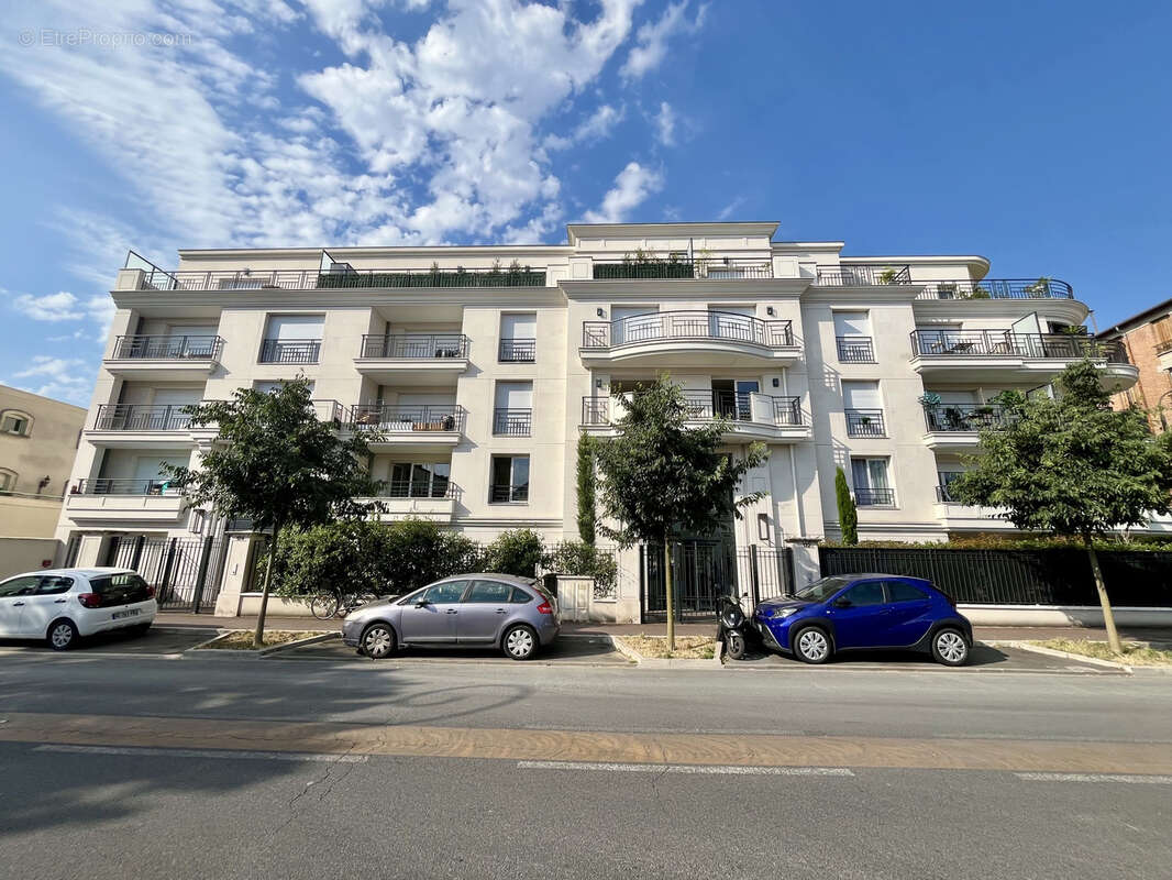 Appartement à SAINT-MAUR-DES-FOSSES