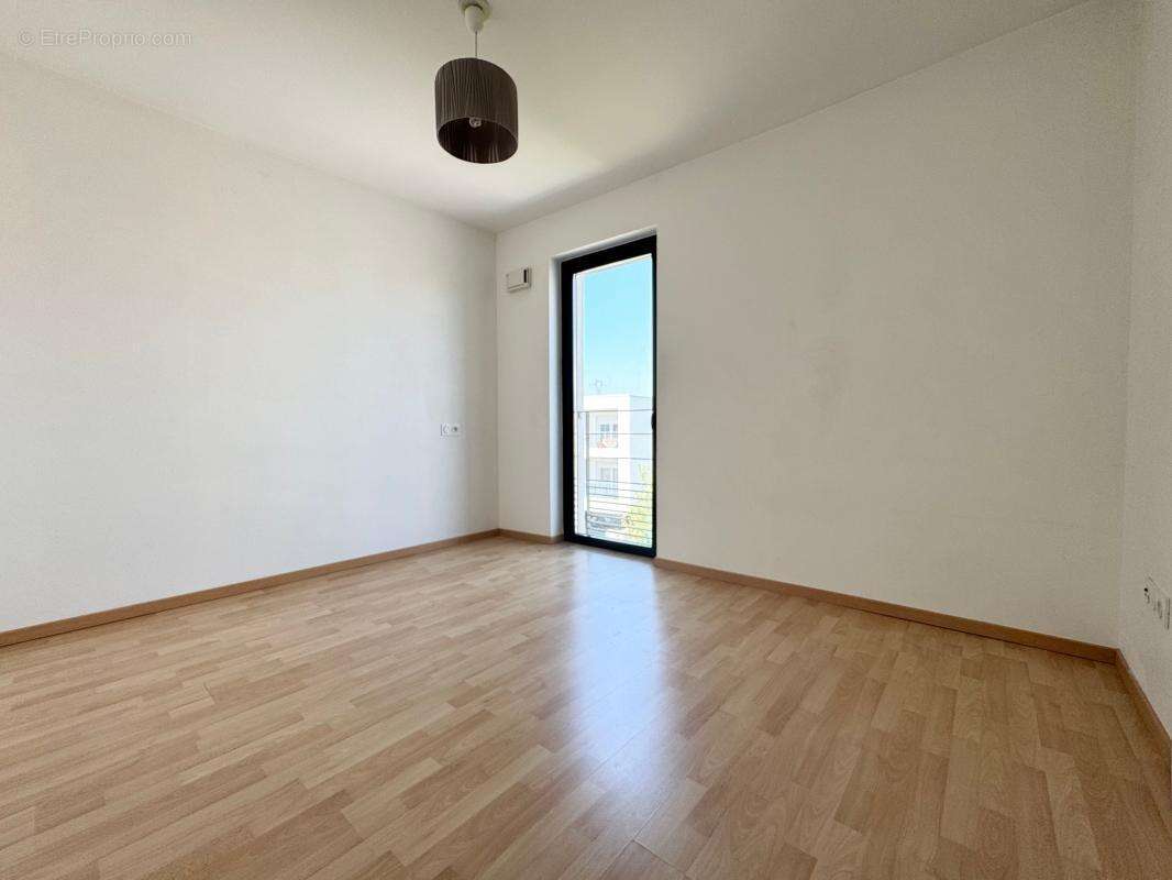 Appartement à PERIGNY