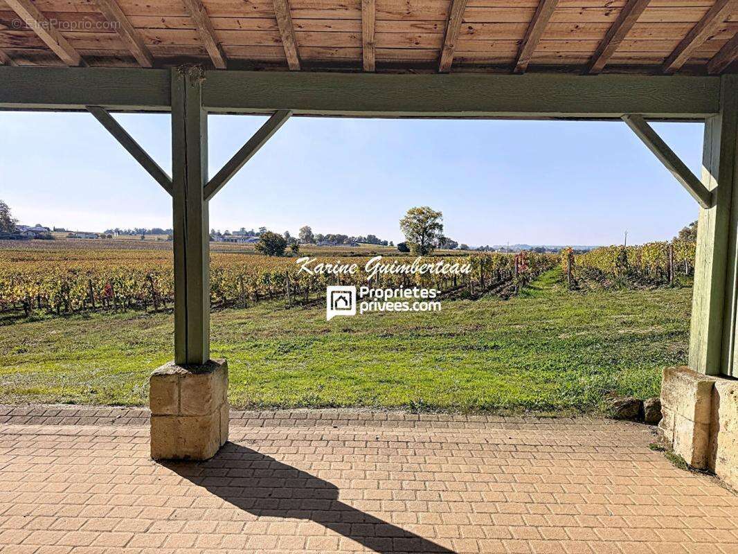 Maison à SAINT-EMILION