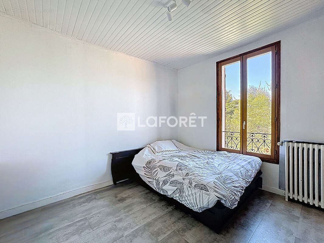 Maison à BONNEUIL-SUR-MARNE