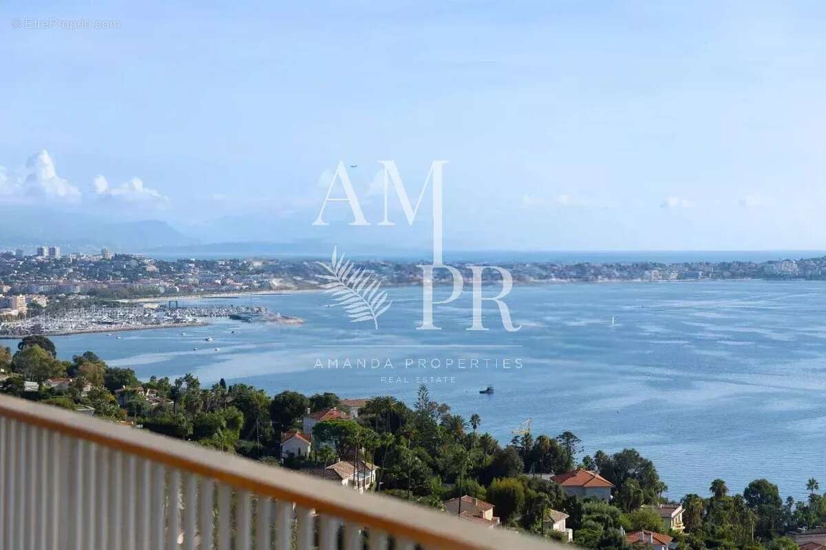 Cannes Californie Superbe duplex de 124 M2 en dernier étage avec 75M2 de terrasse - photo 7