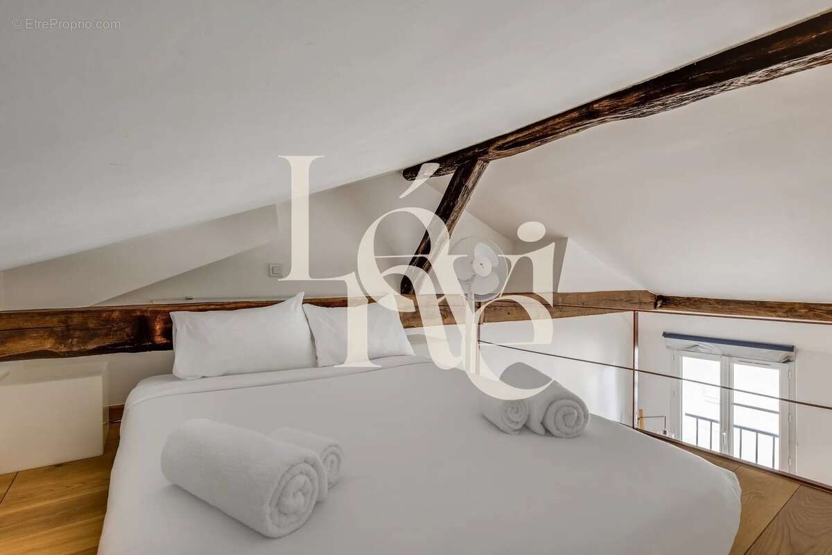 Appartement à PARIS-6E