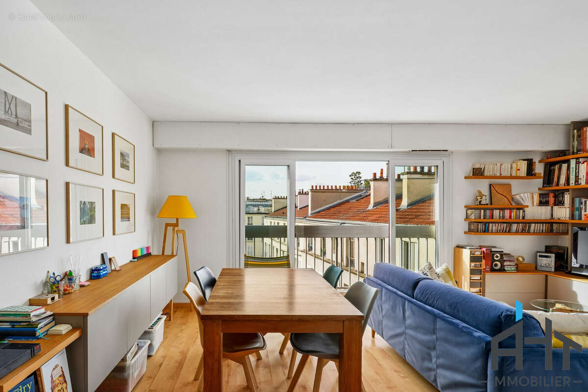 Appartement à PARIS-12E