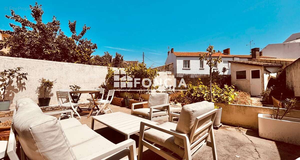 Maison à LA ROCHELLE
