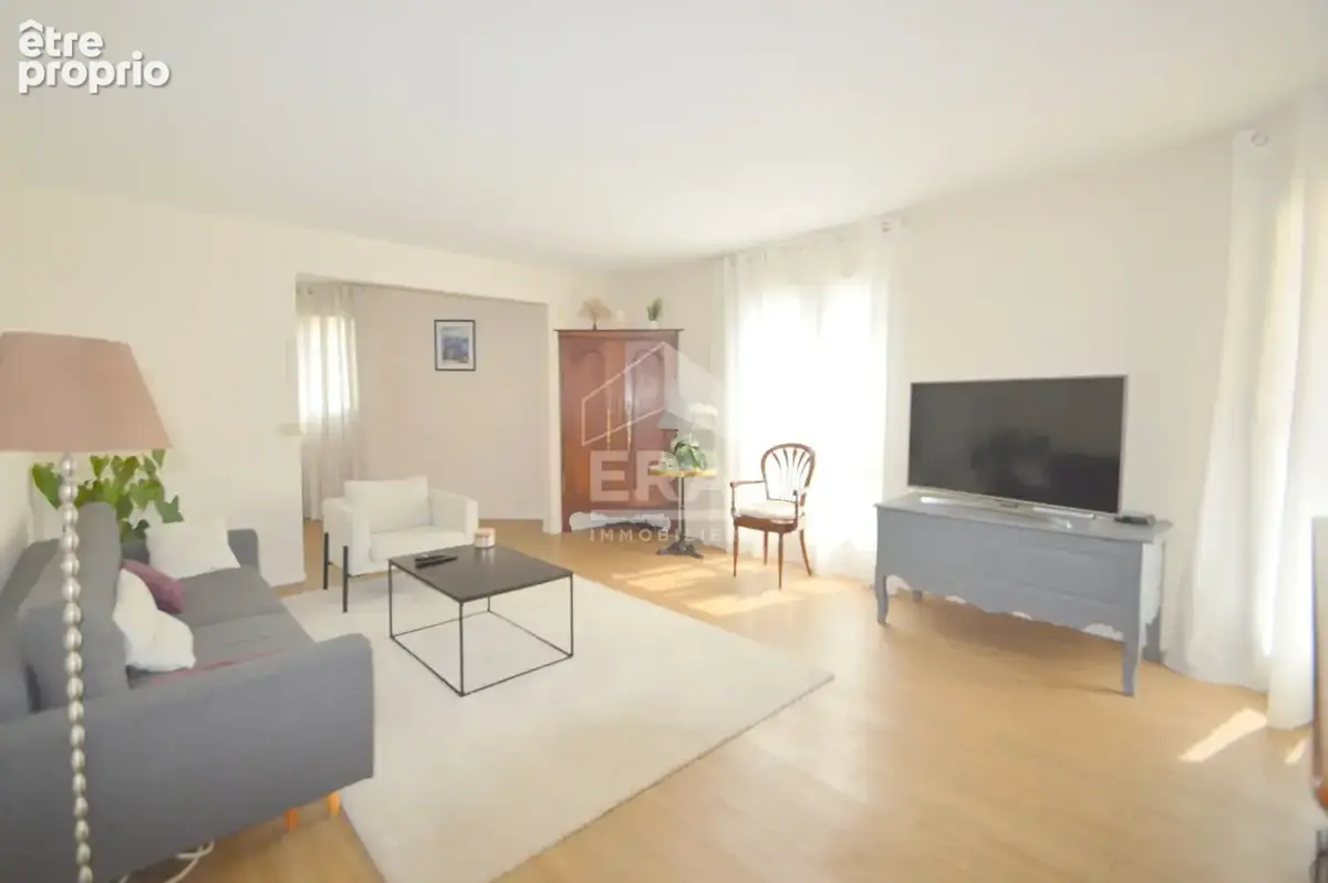 Photo Appartement à Issy-Les-Moulineaux au prix de 750 000€