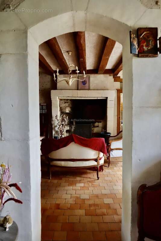Belle fermette de 140 m2, entièrement restaurée sur plus d'un hectare de terrain. - photo 8