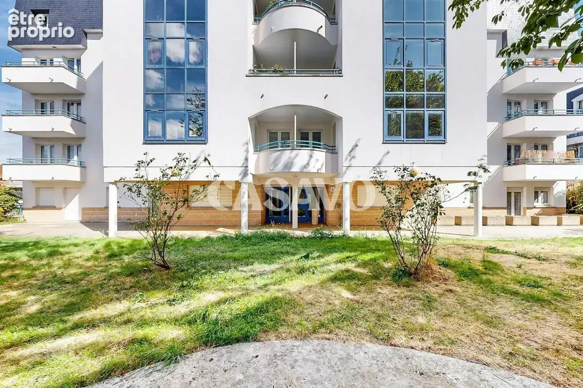 Vente Appartement 4 pièces de 73m² - 77000 Melun - photo 2