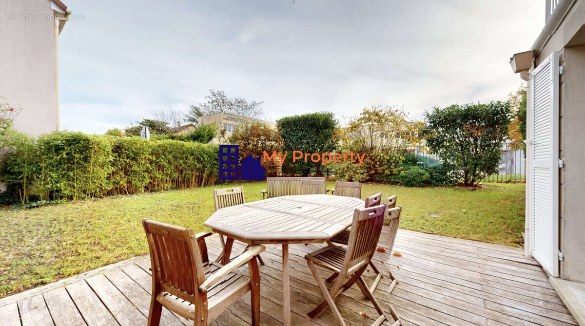 Maison à CARRIERES-SUR-SEINE