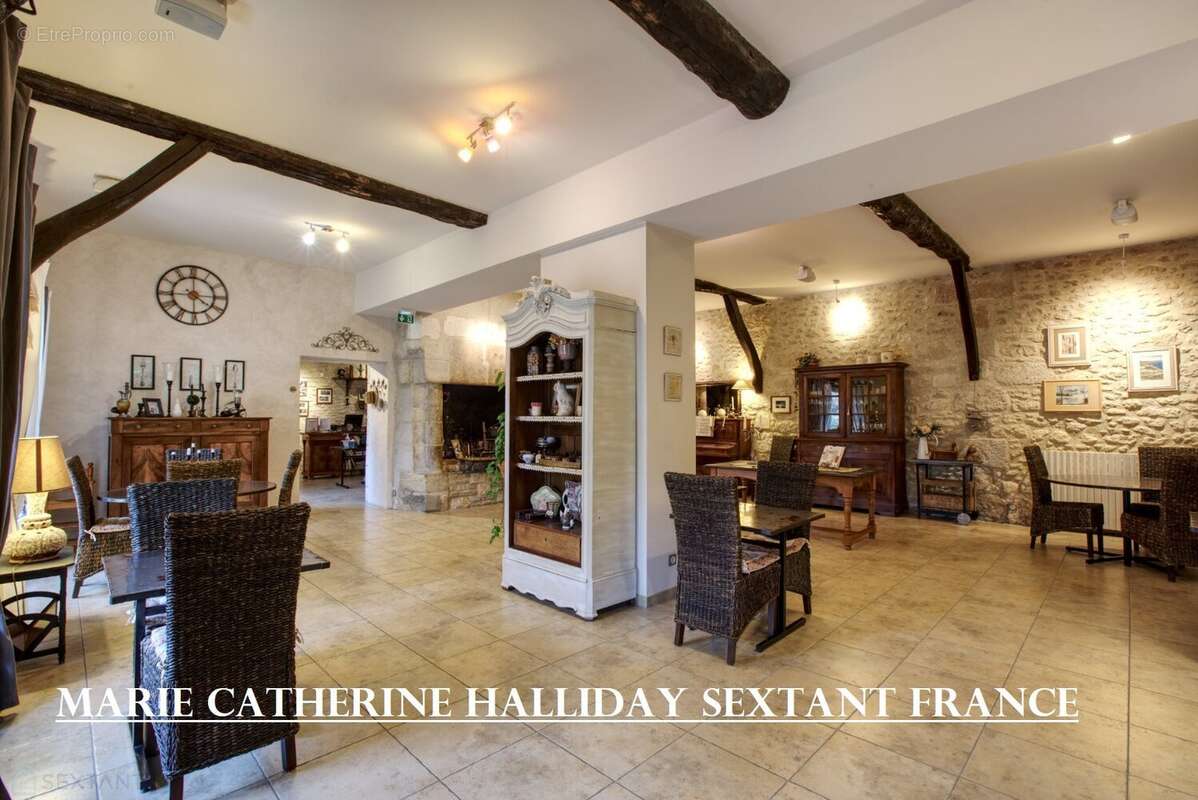 Maison à ANTONNE-ET-TRIGONANT