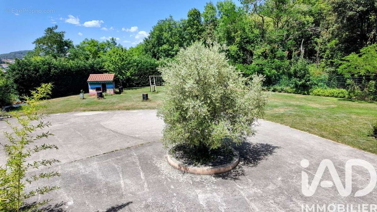 Photo 6 - Maison à LA TOUR-EN-JAREZ