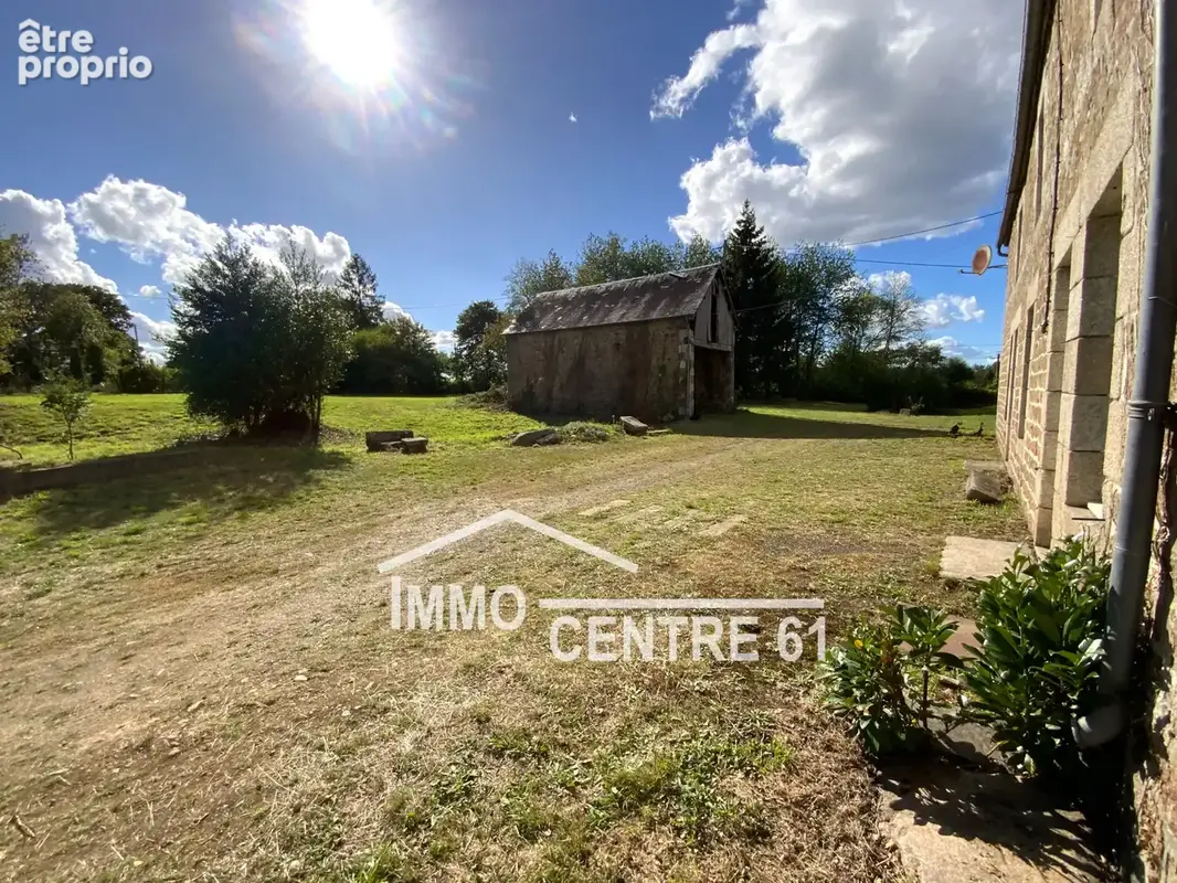 Longère à rénover et dépendances sur 5600m2 de terrain - photo 20