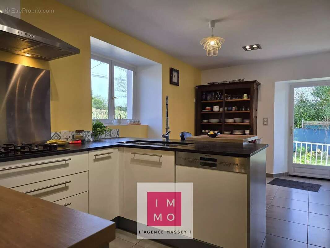 Maison à CASTERA-LOU