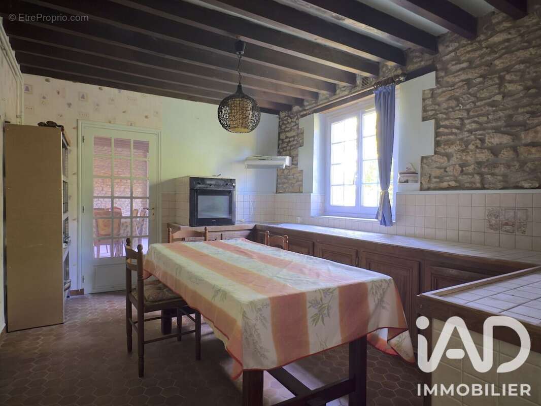 Maison 250 m² à Chessy-Les-Pres  - photo 5
