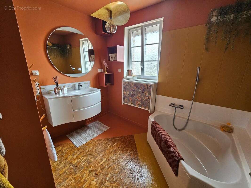 Photo 8 - Maison à SAINT-YORRE