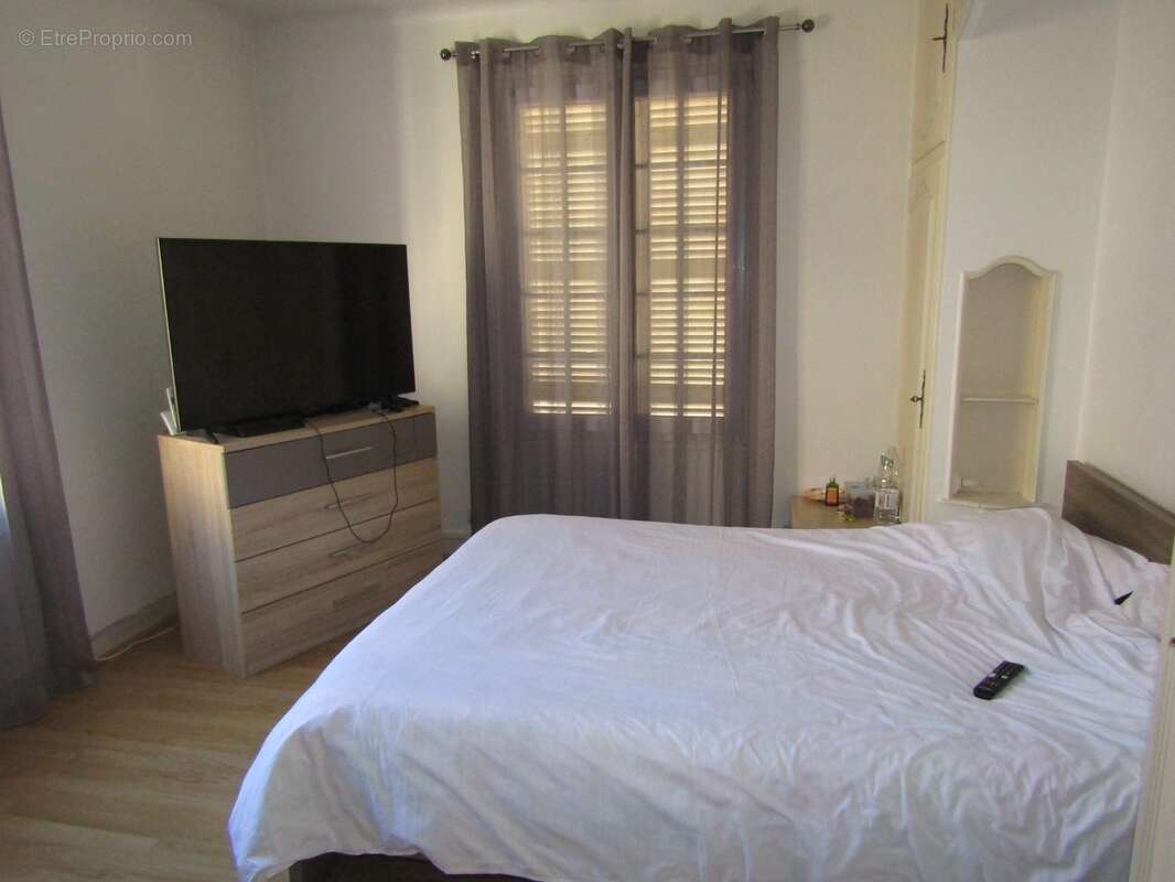 Appartement plein centre à Sarlat - photo 4