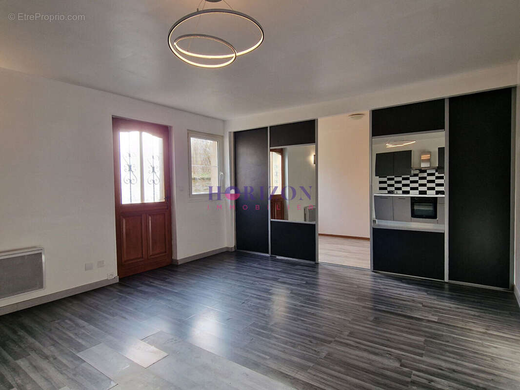 Appartement à SAINT-MAXIMIN