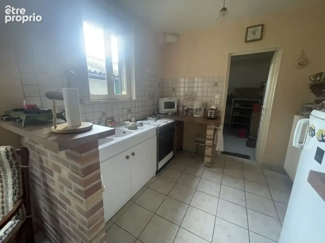 Vend maison de ville avec cour dans Lignières - photo 5