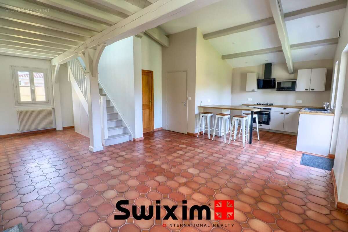 Maison à LE TAILLAN-MEDOC