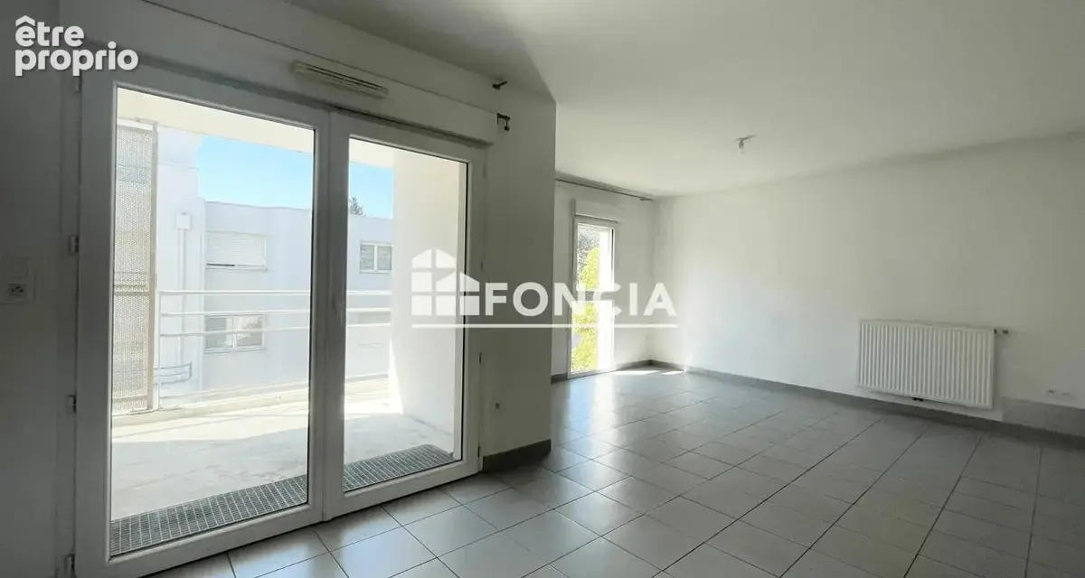 T3 avec terrasse Longchamp Berlioz - photo 2