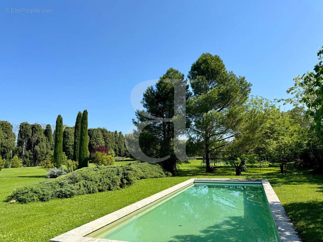 Maison à EYGALIERES