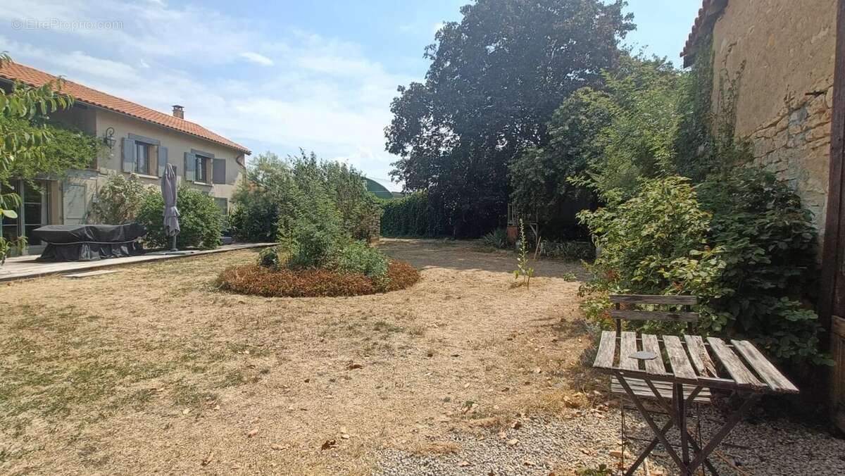 Maison 4 chambres avec piscine amberre - photo 19