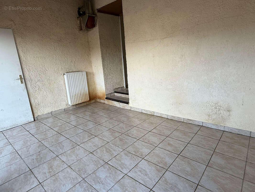 Maison à BLANQUEFORT-SUR-BRIOLANCE