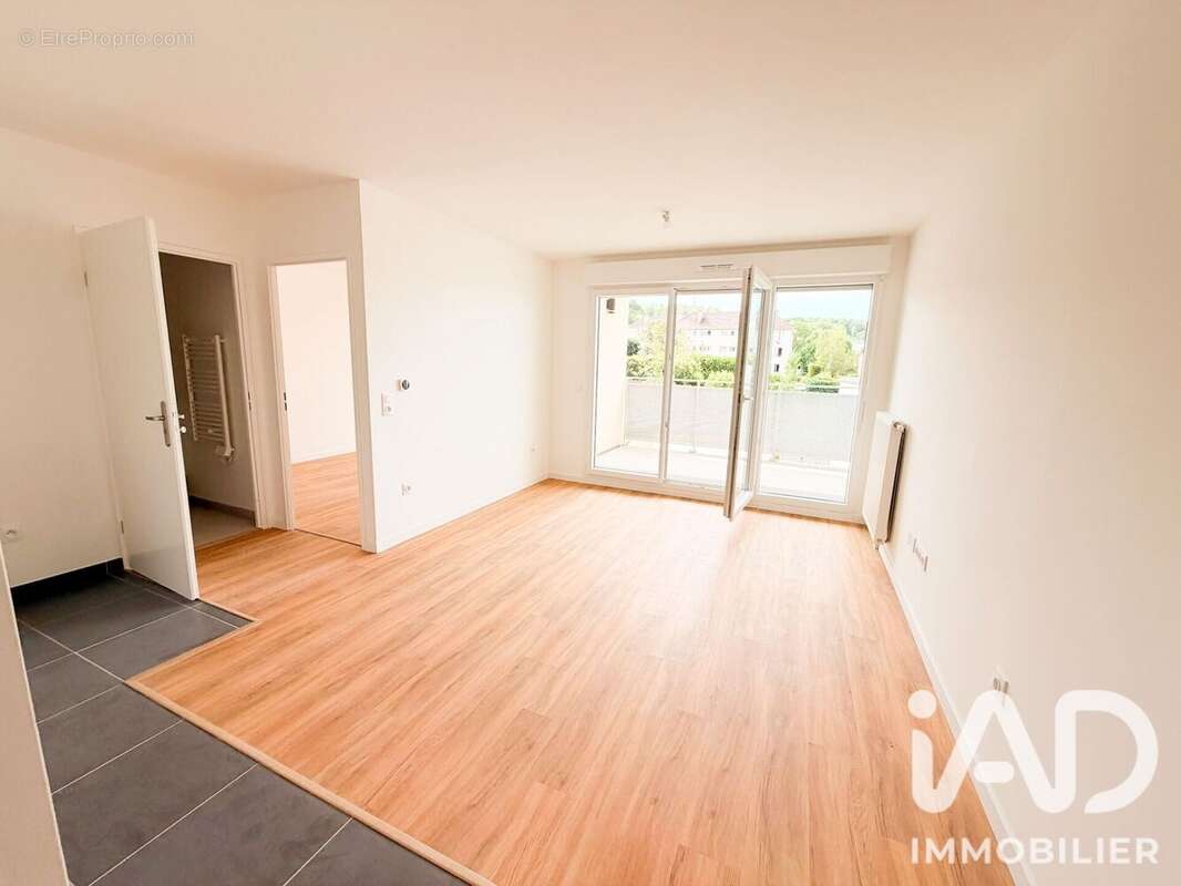 Appartement 38 m² à Provins  - photo 3