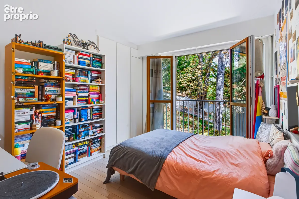Appartement 6 pièces avec balcons vue verdure - photo 6