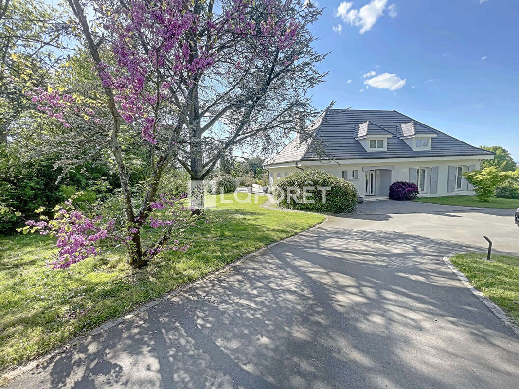 Maison à LA FOUILLOUSE