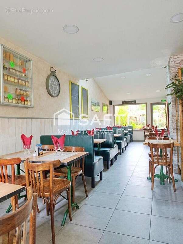 Photo 2 - Commerce à SAINT-RIQUIER