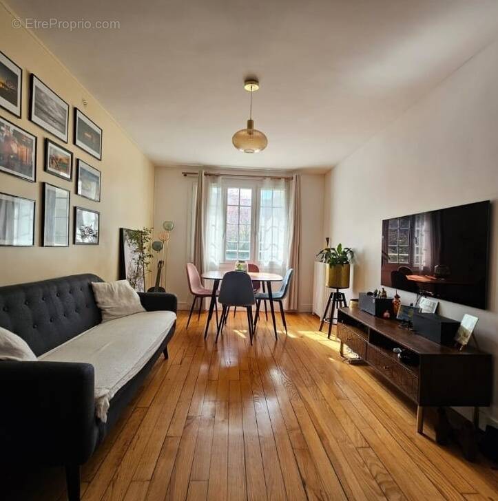 Appartement à BOIS-COLOMBES