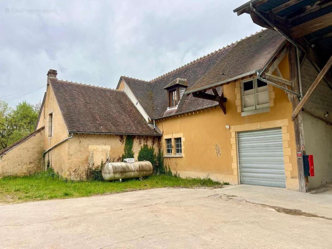 Photo 7 - Appartement à SAINT-AMAND-EN-PUISAYE
