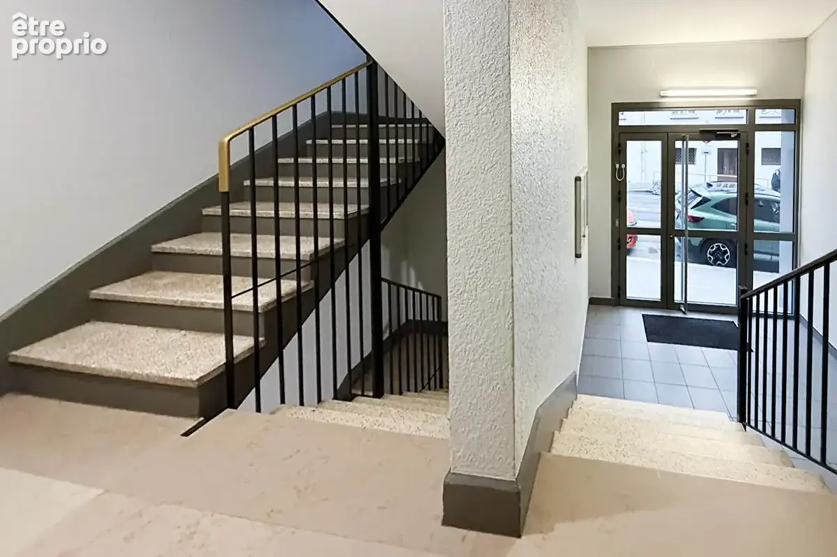T3 - Centre Caluire - Viager occupé - photo 12