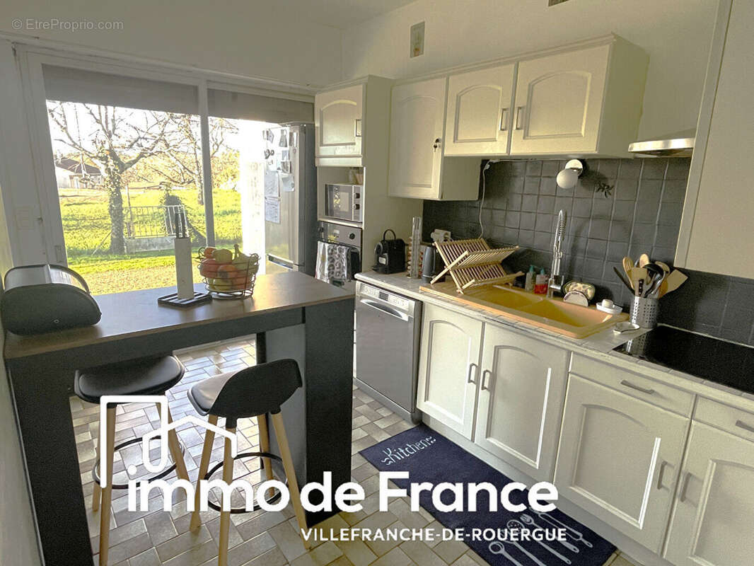 Ensemble immobilier - maison 119 m² + dépendance à rénover - photo 4