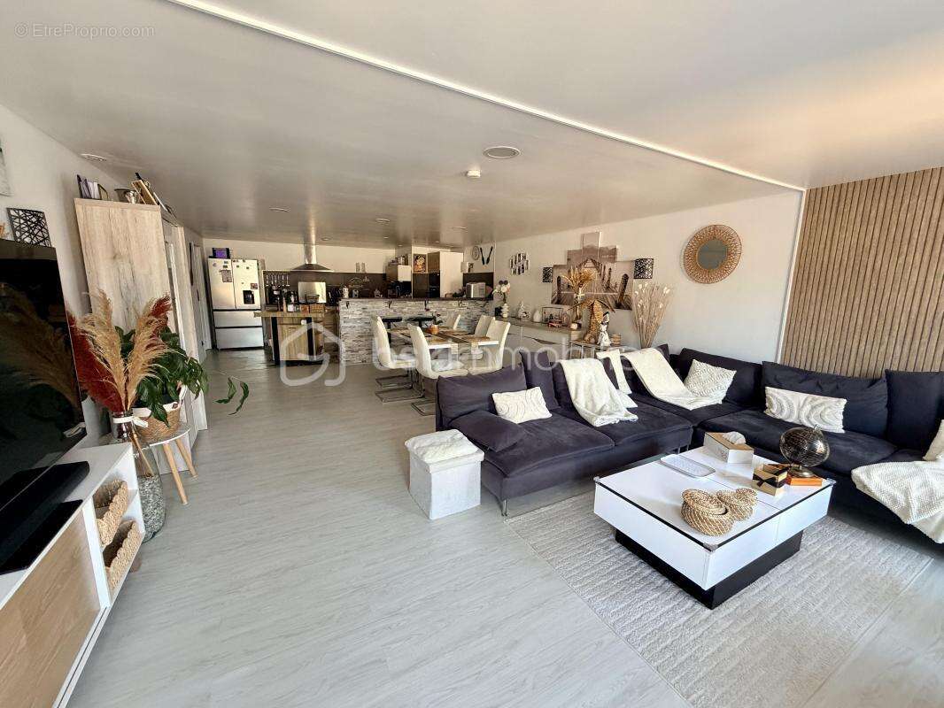 Maison mitoyenne de plain-pied de 95 m² avec terrasse à découvrir - photo 3