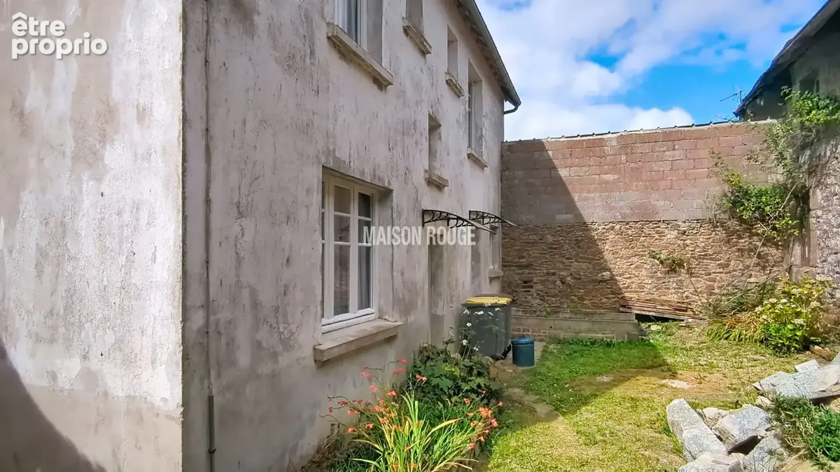 Maison familiale à vendre à Ploëzal , 4 chambres, grenier aménageable et terrain de 1 550 m² - photo 14