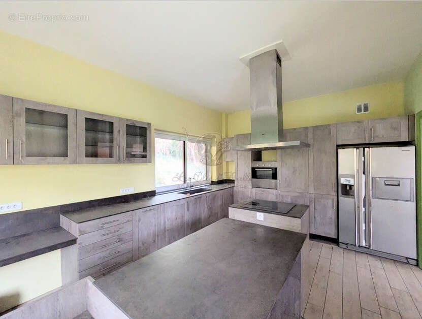 Maison à FRANCHEVILLE