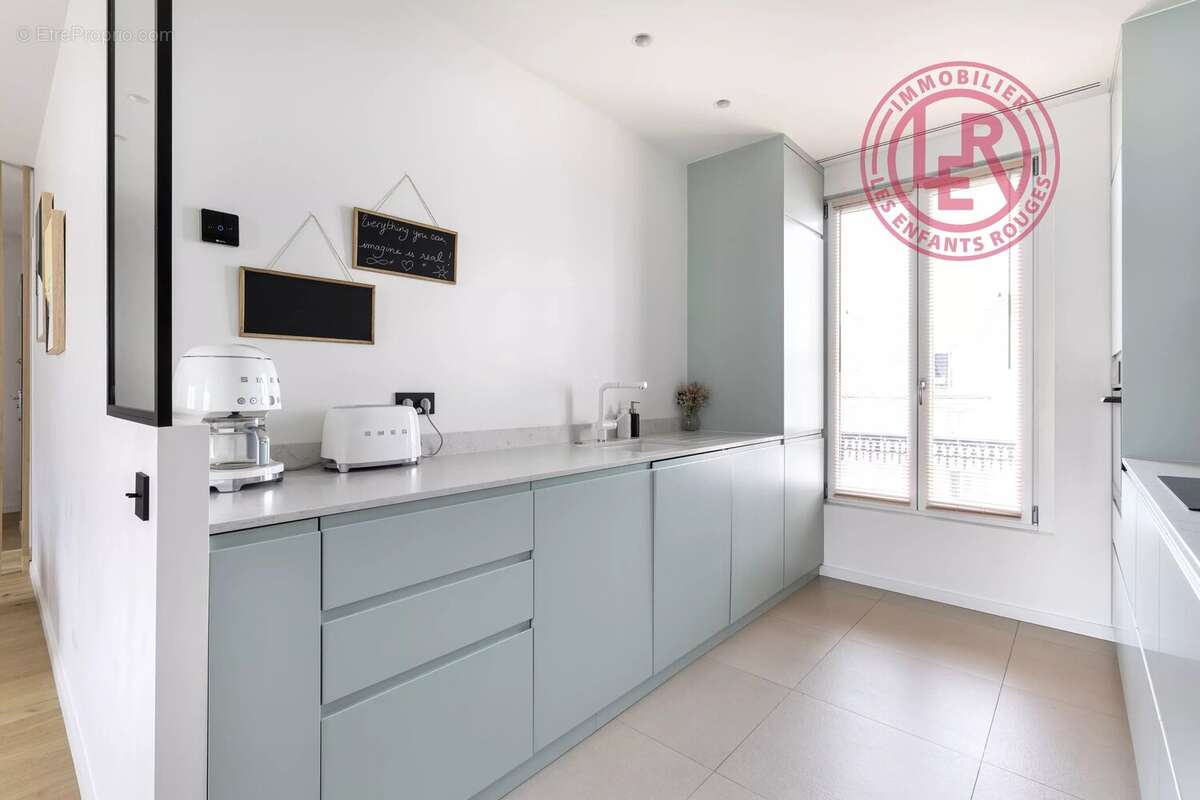 Appartement à PARIS-11E