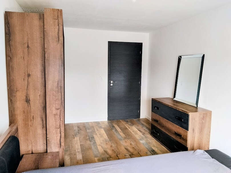 Appartement T3 Valserhône - photo 5