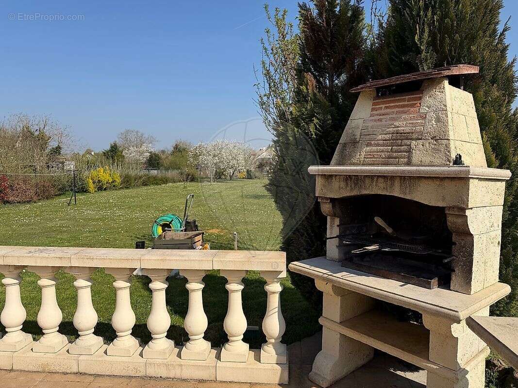 Maison à VILLEBLEVIN