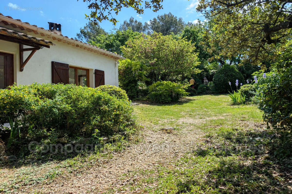 Maison à LORGUES