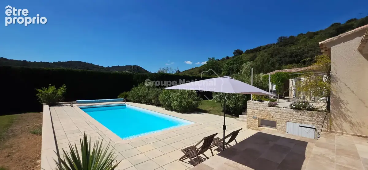Maison à LA ROQUE-SUR-CEZE