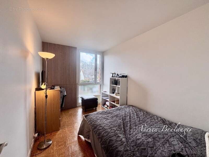 Maison à VAUX-LE-PENIL